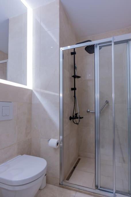 Golden Stones House Sea And View Apartment Istanbul